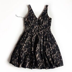 Aiden by Aiden Mattox Black with Nude Undertones Sleeveless V-Neck Dress - 10